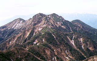 gon01.jpg (28000 �o�C�g)